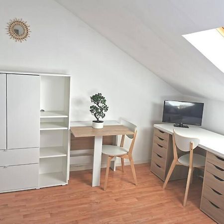 Studio Cosy Au Coeur De Реймс Экстерьер фото