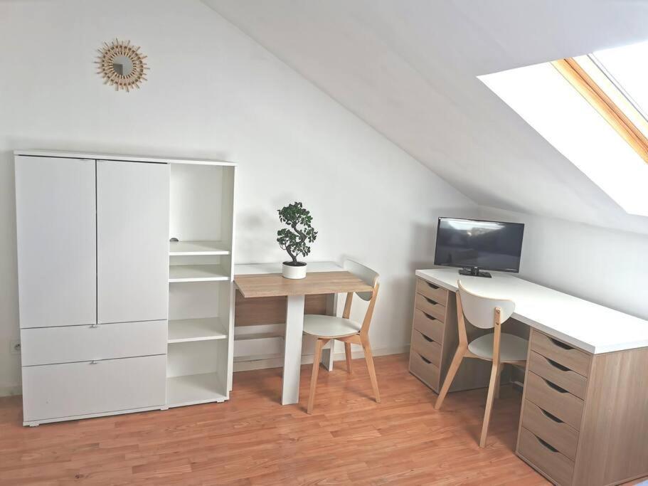 Studio Cosy Au Coeur De Реймс Экстерьер фото